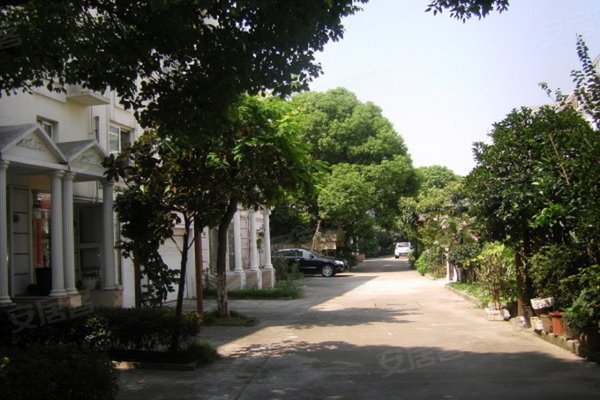 雅阁花园最新价格,雅阁花园,探寻最新价格的魅力之旅,雅阁花园最新价格揭秘,魅力之旅启程!