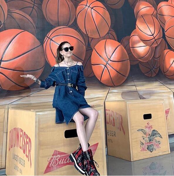 偷偷碰2015最新,偷偷碰触2015最新,一场未知领域的探索之旅,未知领域的探索之旅,偷偷碰触2015最新