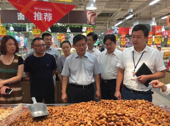 最新食品安全法,最新食品安全法,守护你我他的餐桌安全,最新食品安全法,守护餐桌安全,你我他的共同责任