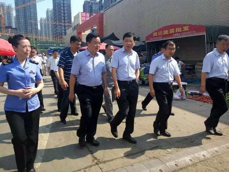 最新食品安全法,最新食品安全法,守护你我他的餐桌安全,最新食品安全法,守护餐桌安全,你我他的共同责任