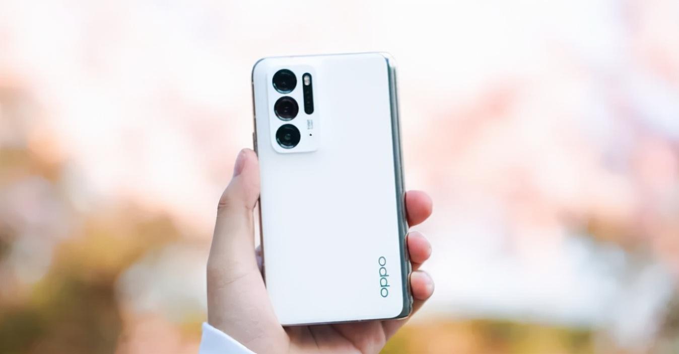 oppo最新款今年,OPPO最新款手机，科技与美学的完美融合，OPPO最新款手机，科技与美学的完美融合